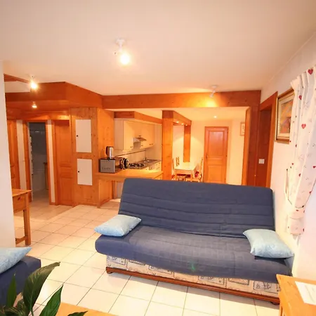 4 Pieces, 8 Pers, Proche Centre Avec Balcon * Châtel